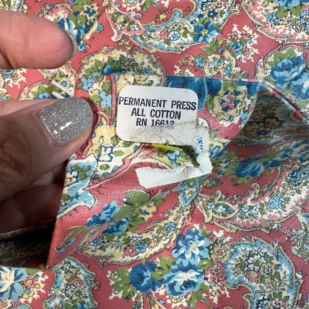 Vtg Cloth Napkins Floral Paisley Retro Cotton Perm Press Print 17
